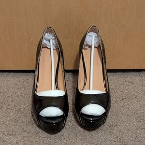 Vero Cuoio Genuine Leather Black Heels Size 7 1/2